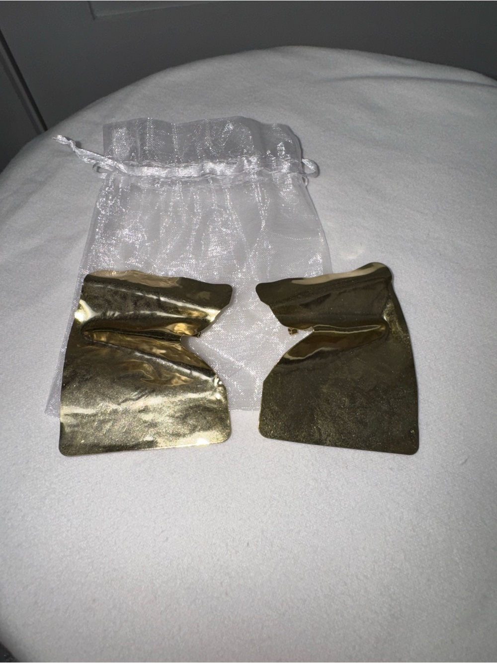 Adolfo Dominguez Pleated Metal Earring/OS - Picture 2 of 3
